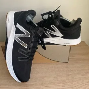 New Balance | Shoes | New Balance Trnr Men Sz 2 | Poshmark display picture 2